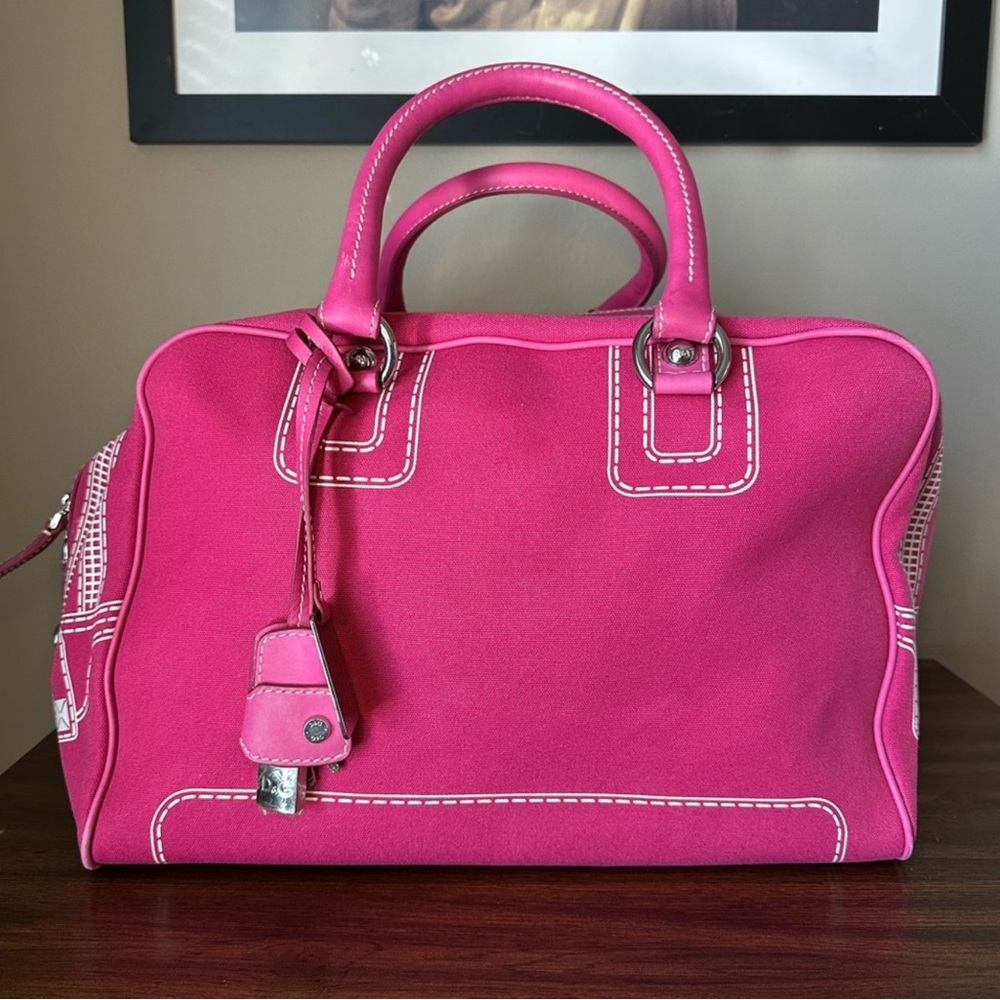 D&G Pink Handbag with lock and key EUC